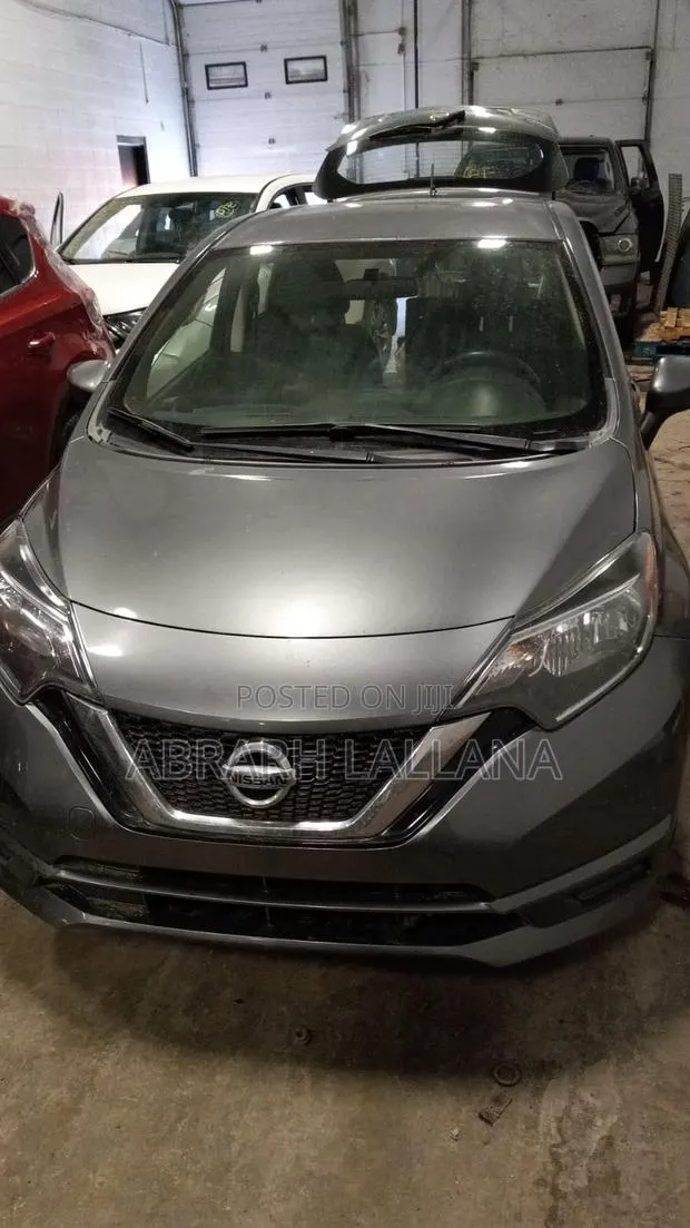 Nissan Versa 1.6 S 2018.5 2018 Gray · Photo 1