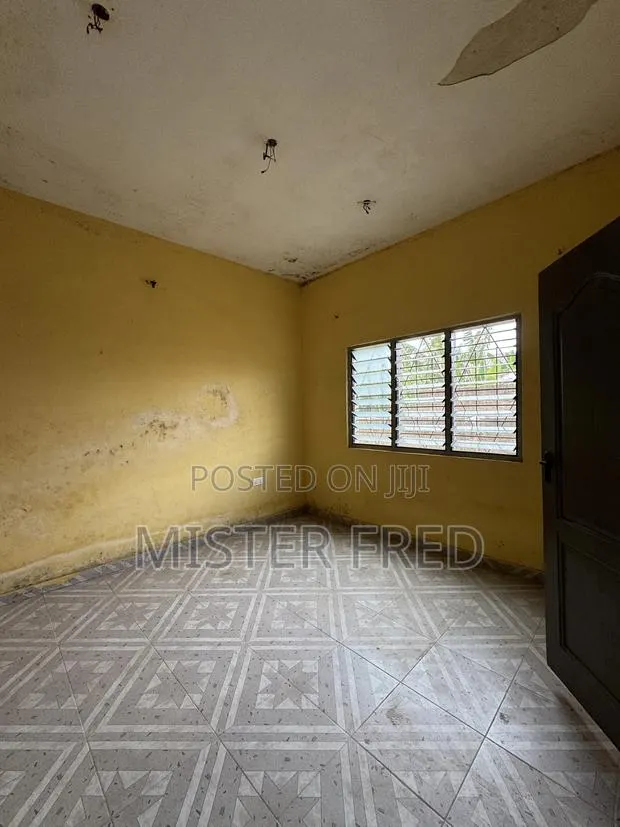 1bdrm Apartment in Adanseman New, Weija for rent · Photo 1