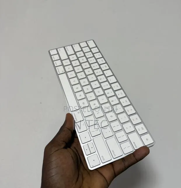 Magic Keyboard · Photo 1