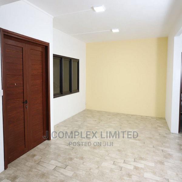 5bdrm House in Tse Addo, Accra Metropolitan for rent · Photo 3