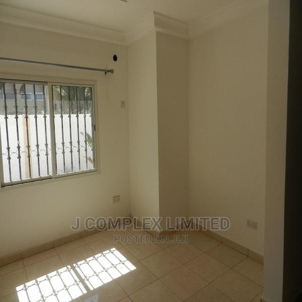 5bdrm House in Tse Addo, Accra Metropolitan for rent · Photo 4