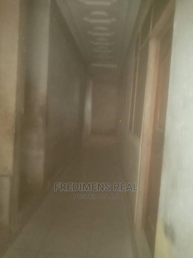 8bdrm House in Fredimens Real, Kumasi Metropolitan for sale · Photo 7