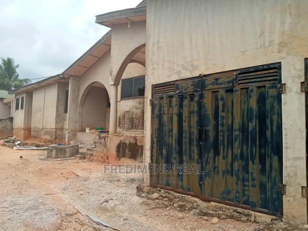 8bdrm House in Fredimens Real, Kumasi Metropolitan for sale · Photo 3