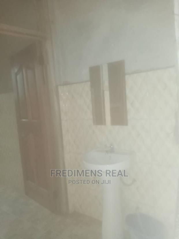8bdrm House in Fredimens Real, Kumasi Metropolitan for sale · Photo 8