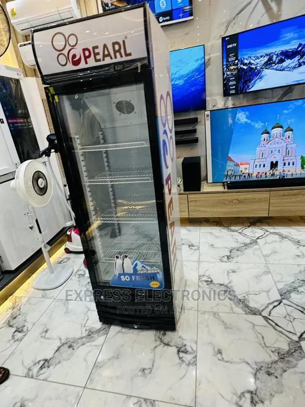 PVC-37 Pearl Display Fridge Single Door · Photo 1