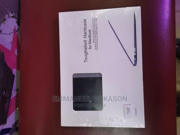 MAC BOOK Pro 13inch Case · Photo 1