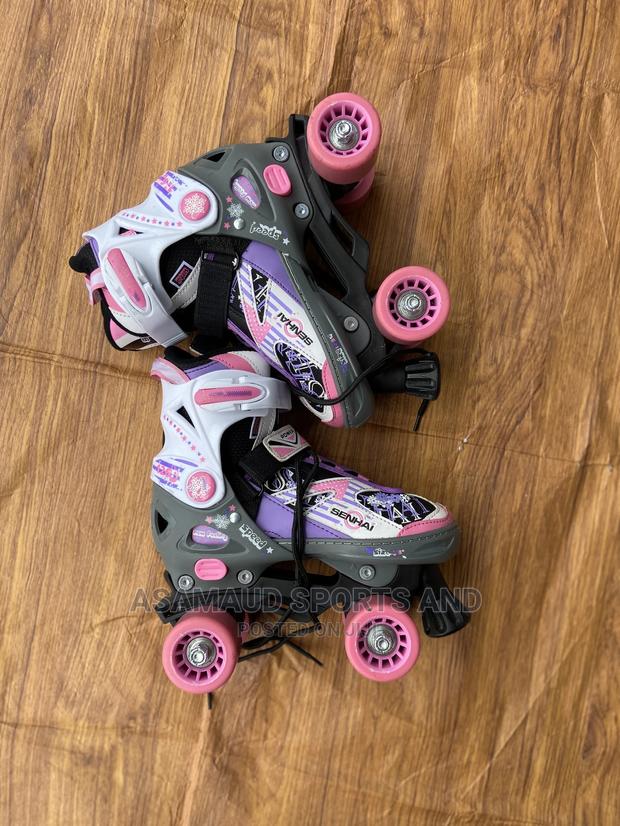 Original Roller Skates for Kids at Cool Price · Photo 3