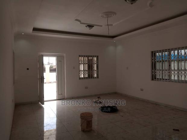 3bdrm House in Bronko Housing, Spintex for rent · Photo 5
