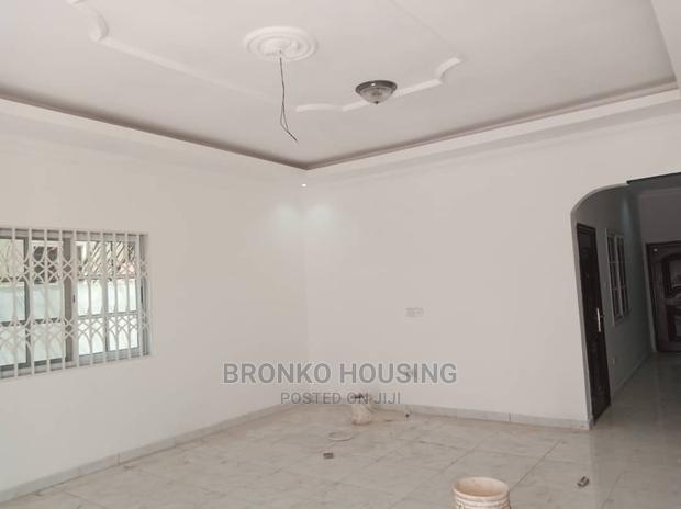 3bdrm House in Bronko Housing, Spintex for rent · Photo 7