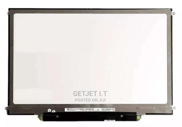 Screens For Macbook Laptops Available · Photo 1