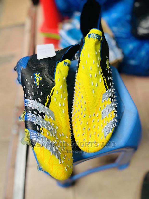Original Adidas Predator Football Boot at Cool Price · Photo 8