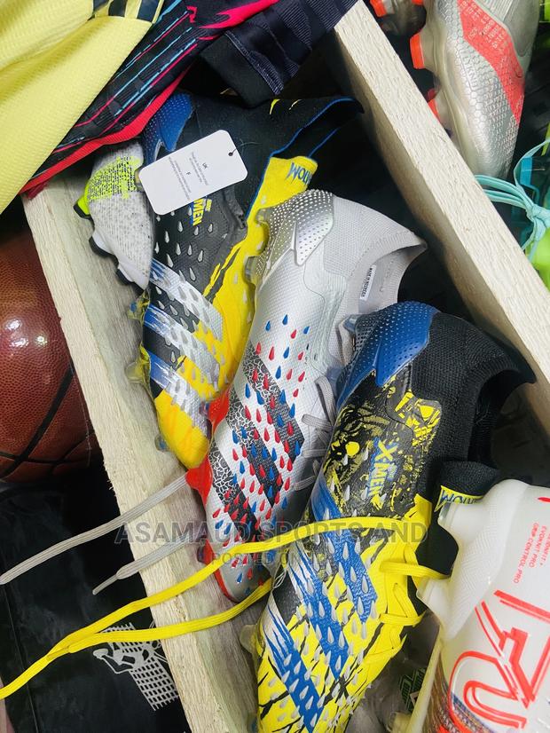 Original Adidas Predator Football Boot at Cool Price · Photo 4
