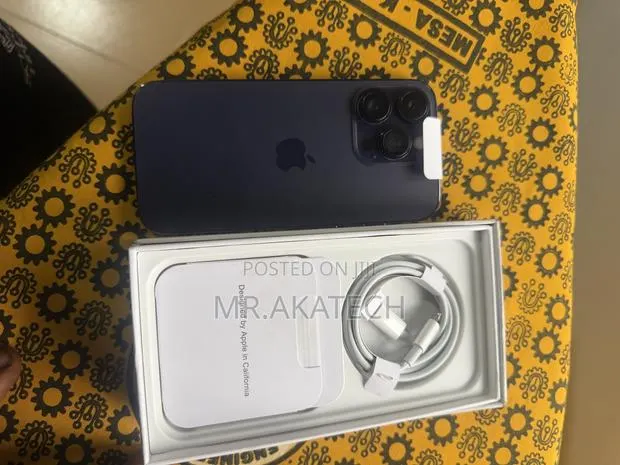 Apple iPhone 14 Pro 256 GB Purple · Photo 1