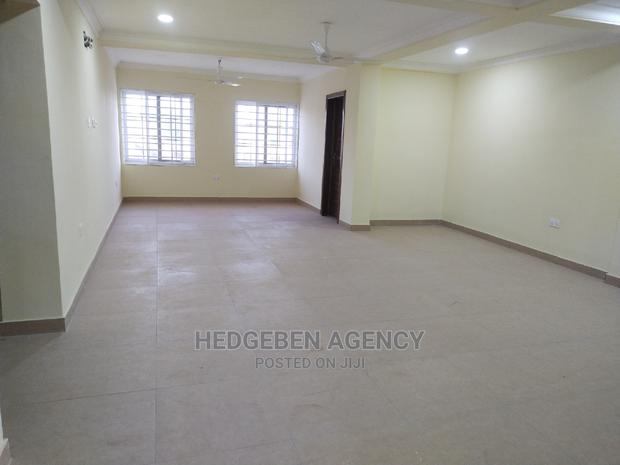 3bdrm Apartment in Adenta for rent · Photo 2