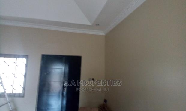 4bdrm House in New Legon for Sale · Photo 3