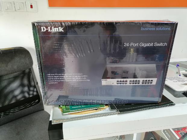 Dlink D-Link 24 Port Gigabit Switch - Unmanaged · Photo 2