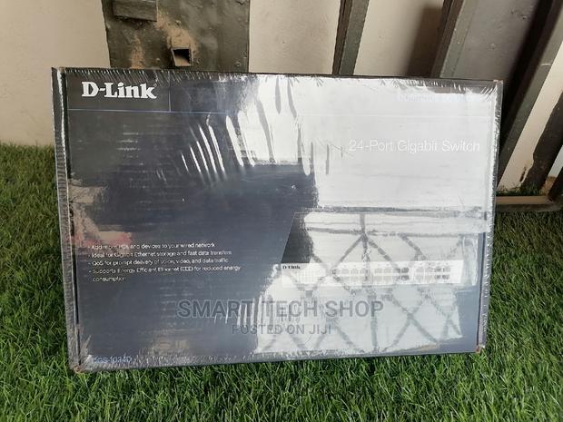 Dlink D-Link 24 Port Gigabit Switch - Unmanaged · Photo 3