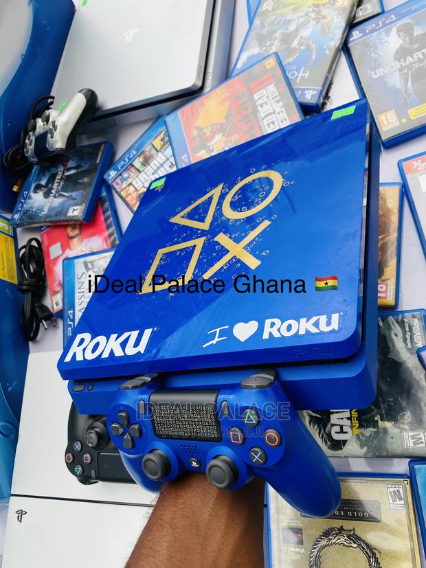 Playstation 4 Slim Limited Edition Blue · Photo 5