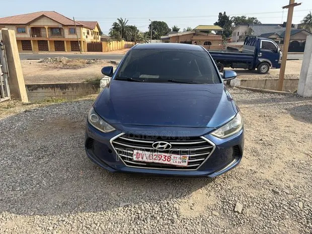 Hyundai Elantra 2018 Blue