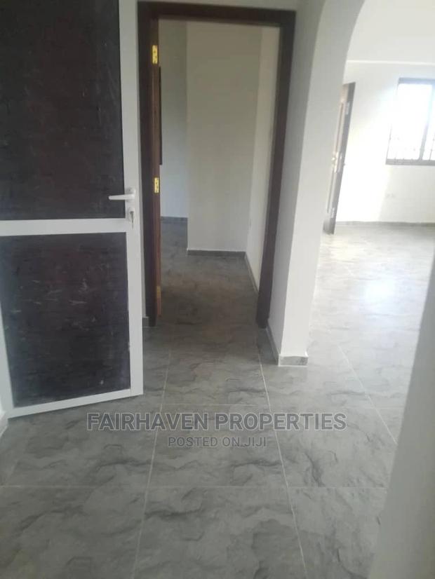 2bdrm Apartment in Tseaddo, Airport Residential Area for rent · Photo 5