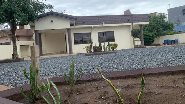 3bdrm House in Dr Roko, A&C Mall Area for rent · Photo 1