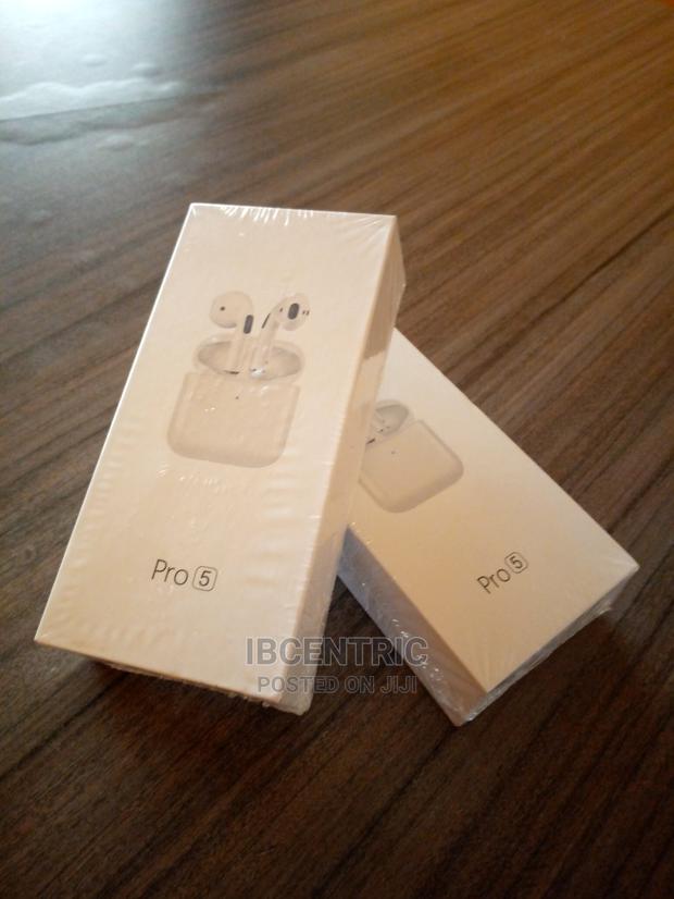 Pro 5 Wireless Earbuds · Photo 4