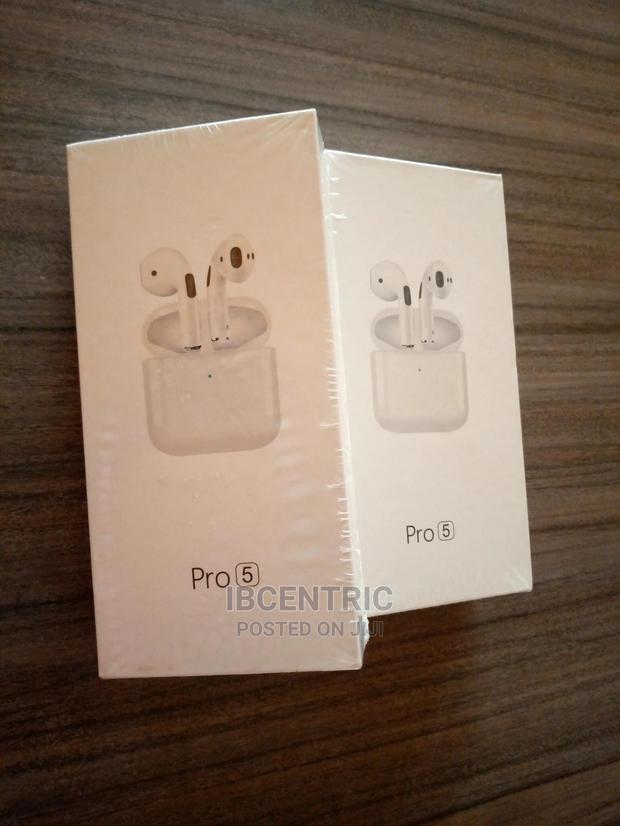 Pro 5 Wireless Earbuds · Photo 3