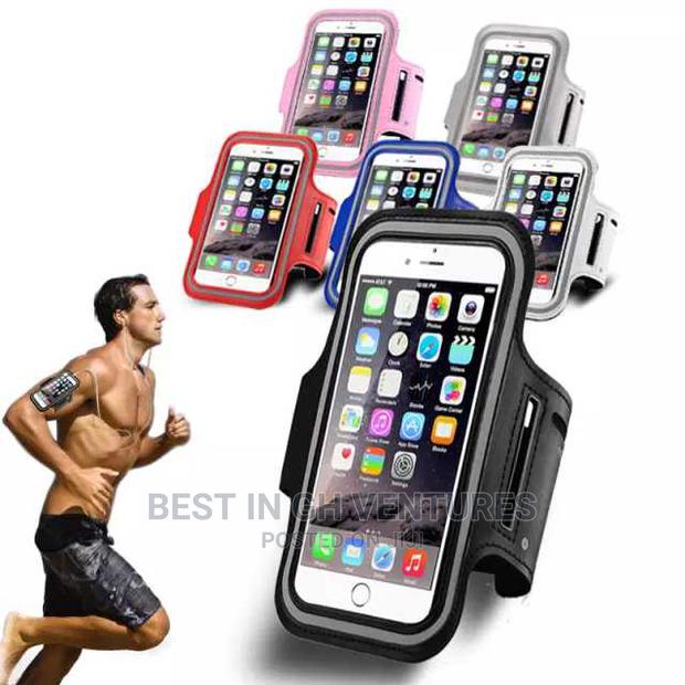 Transparent Phone Armband · Photo 1