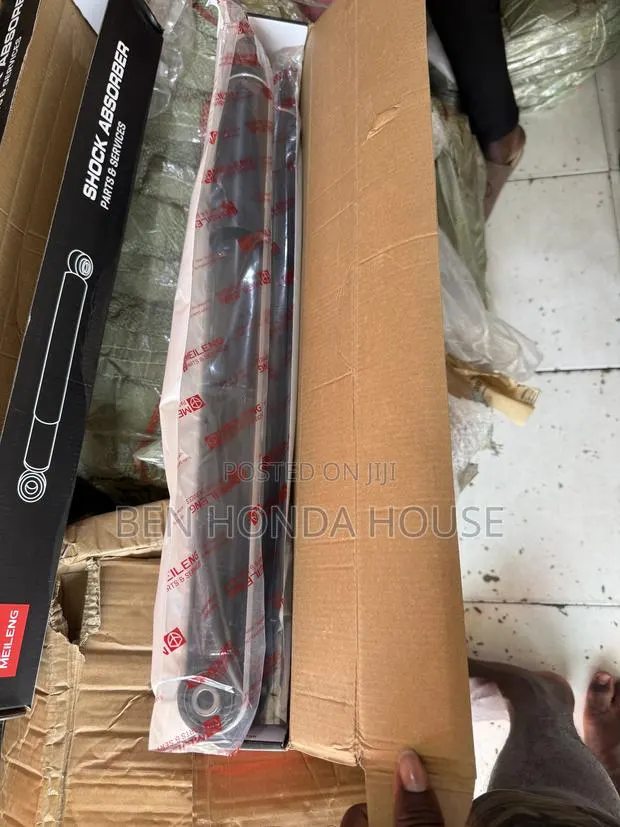 Honda Civic Back Shock Absorber 2012,2013,2014,2015-2016 · Photo 1