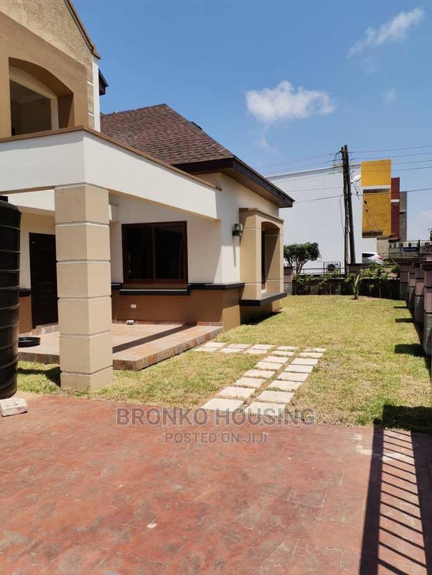 5bdrm House in Bronko Housing, Accra Metropolitan for rent · Photo 3
