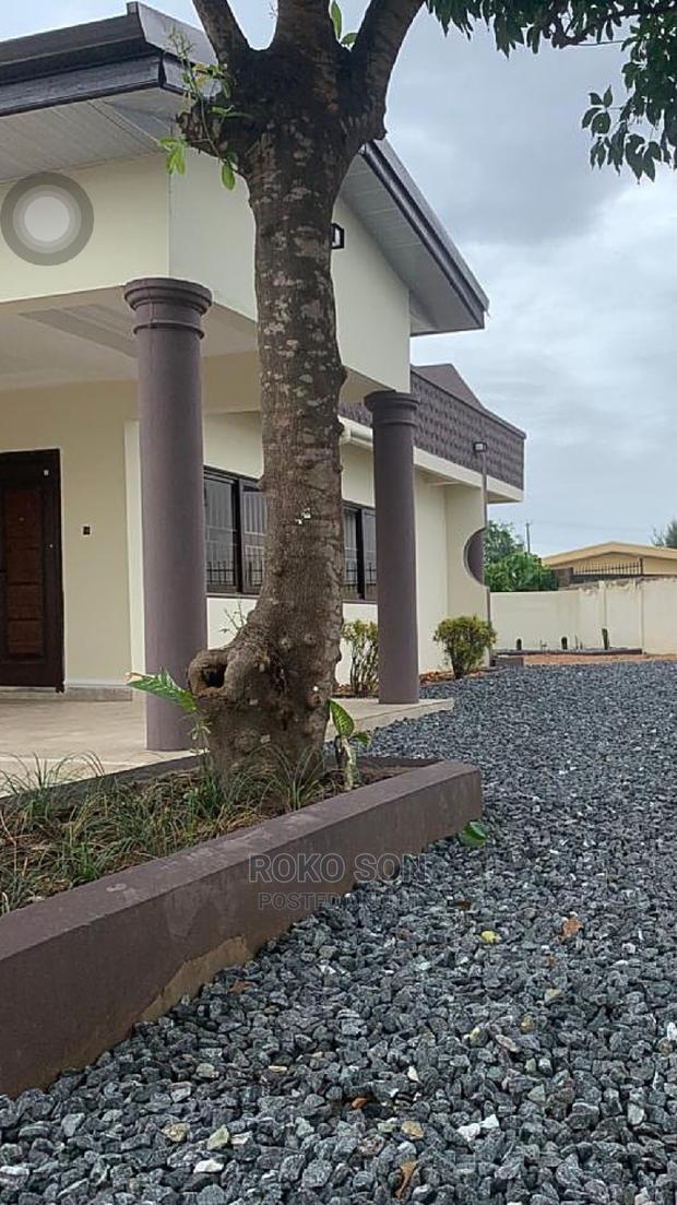 3bdrm House in Dr Roko, A&C Mall Area for rent · Photo 6