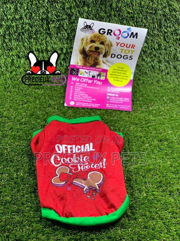 Toy Dog Clothings Series 8 · Photo 1
