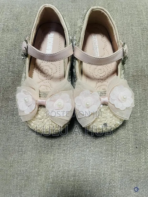 Kids Girl Shoes · Photo 2