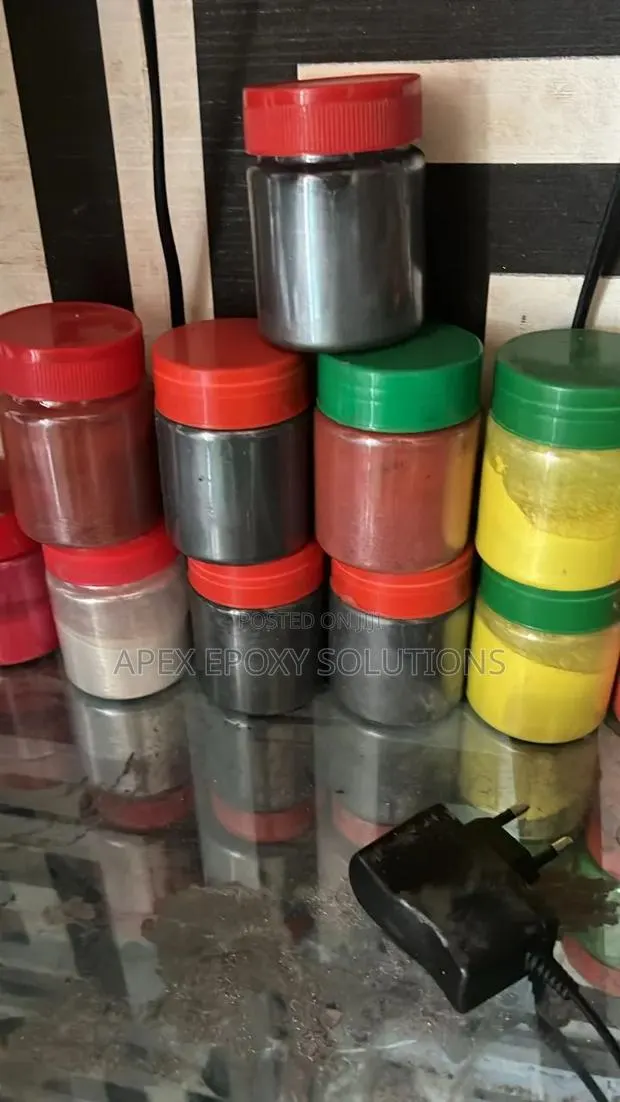 Metallic Pigment · Photo 1