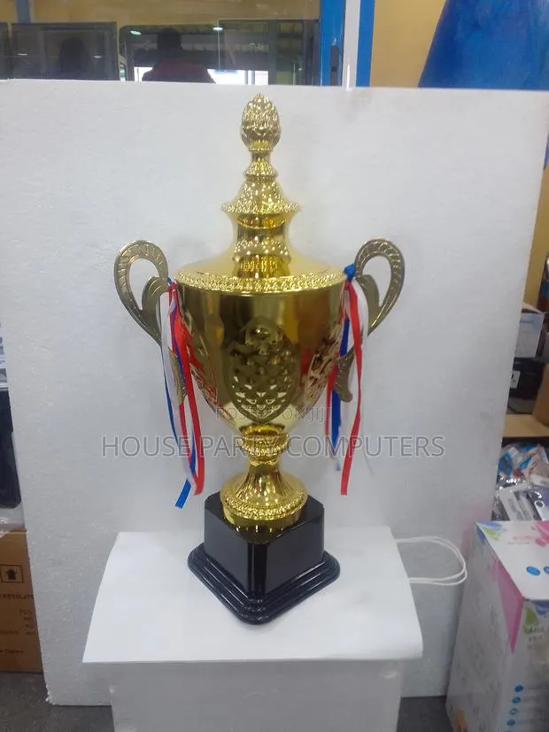 Sports Trophy 23inch · Photo 1