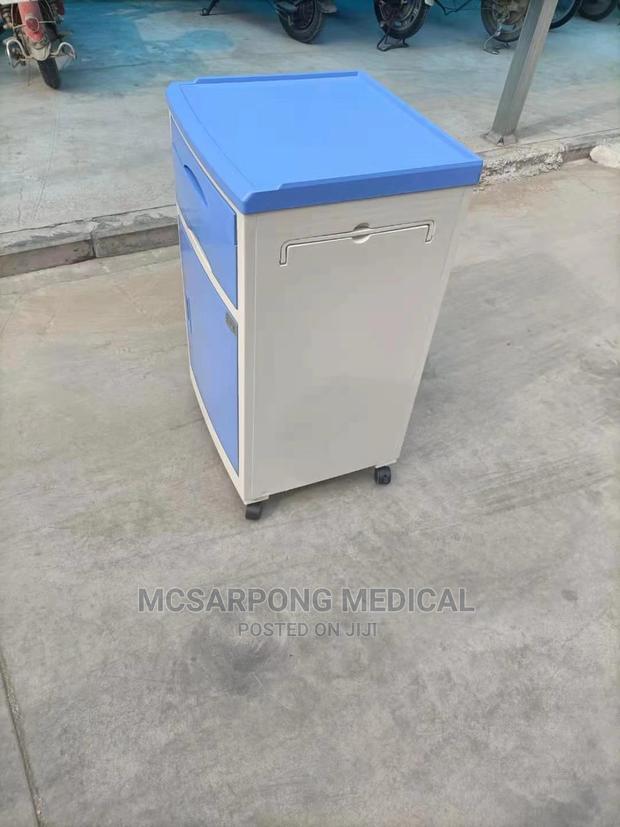 Lockable Bedside Cabinets (With Movable Castors) · Photo 2