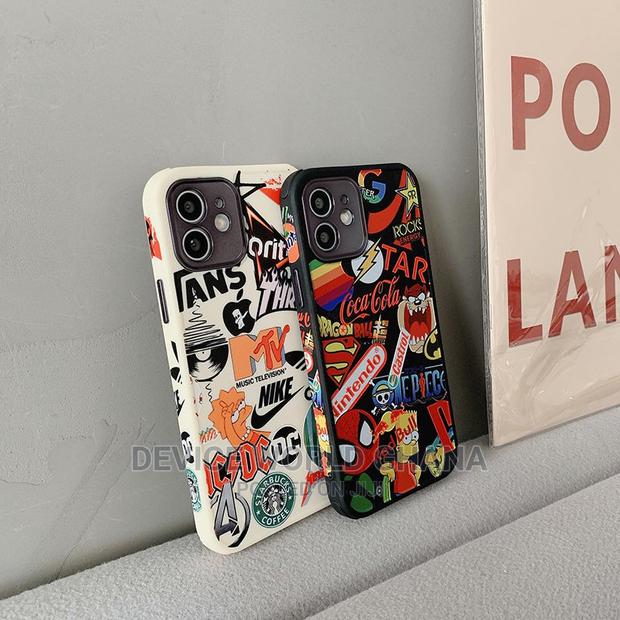 Retro Vibe Case iPhone 13promax 13p 13 12pm 12p 12 11pm 11p · Photo 1