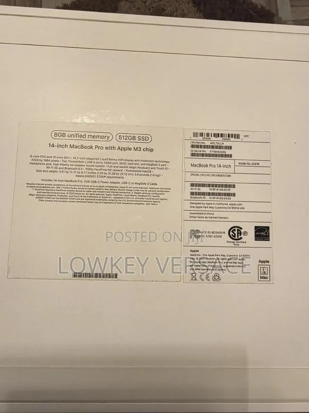 New Laptop Apple MacBook Pro 2024 M3 8GB Apple M3 SSD 512GB