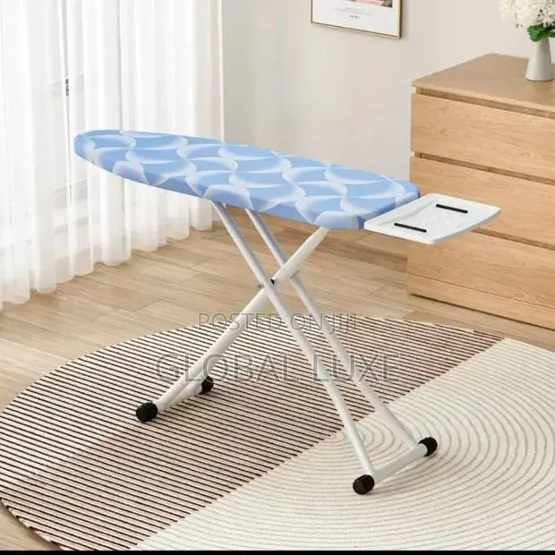 Ironing Board – Strong, Foldable & Adjustable · Photo 1