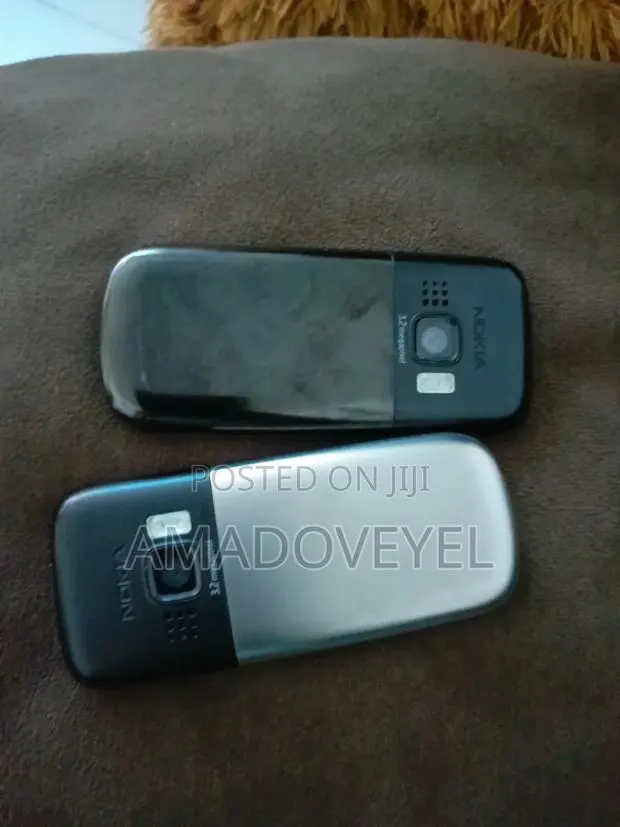 Nokia 6303 classic Black · Photo 1