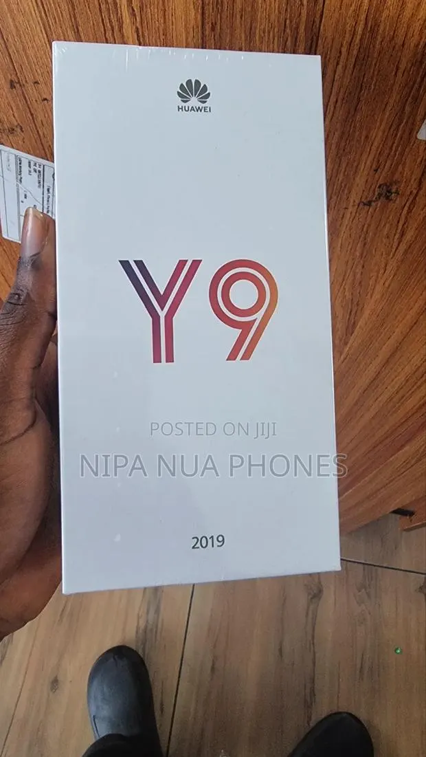 New Huawei Y9 2019 128 GB Black · Photo 1