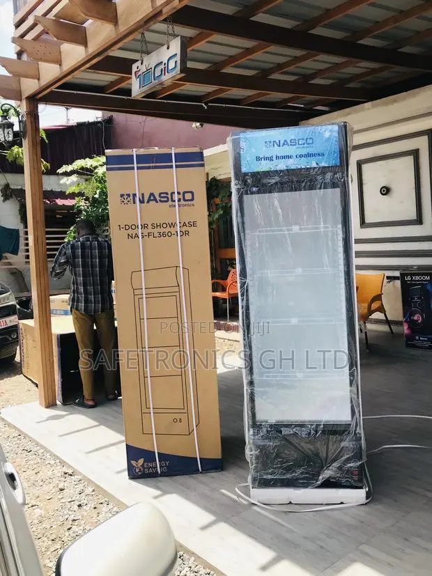 Affordable Glass Nasco Display Nasfl400-1dr Singledoor · Photo 1