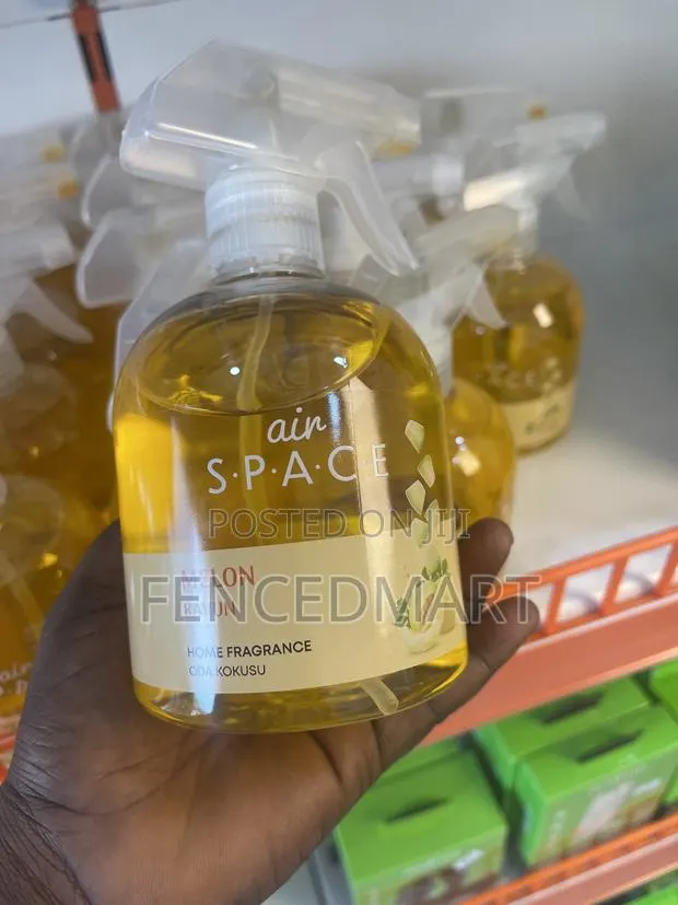 Air S.P.A.C.E Home Fragrance – Room Fabric Spray · Photo 1