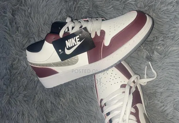 Burgundy Airjordan · Photo 1