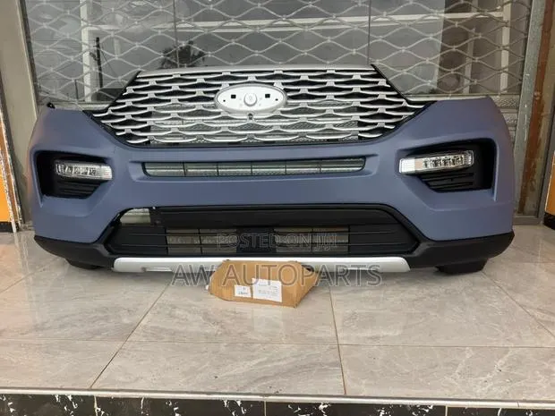 Ford Explorer 2020 Front Bumper Complete · Photo 1