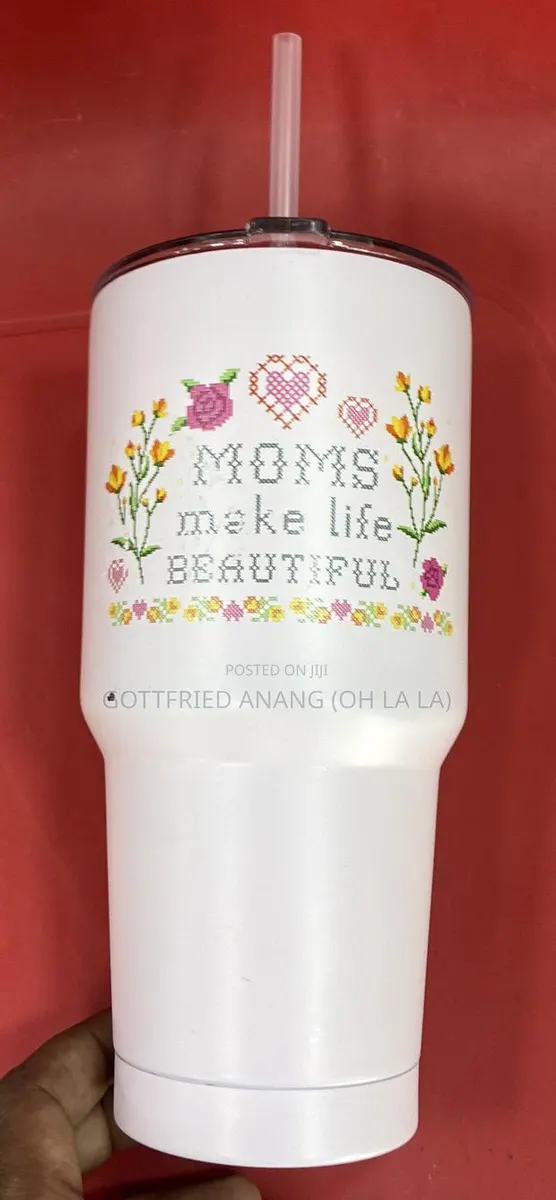 Moms Make Life Beautiful Mug. · Photo 1