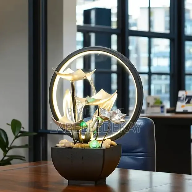 Led Aesthetic Leaf Water Fountain · Photo 1