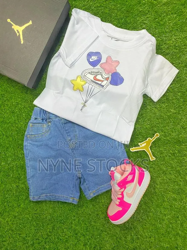 Nike Girls Outfit — Kids · Photo 1