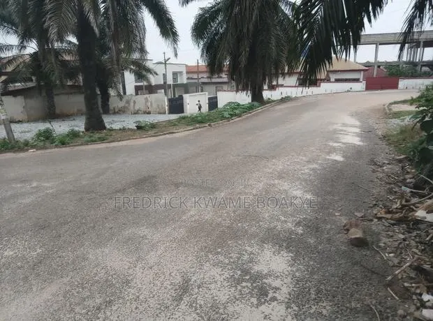 Plot of Land for Sale at Pataase Estate · Photo 1