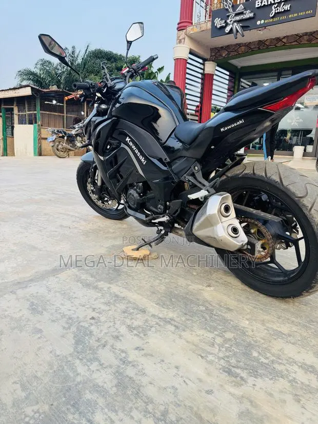 Kawasaki Ninja 400 2024 Black · Photo 1